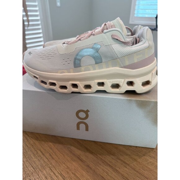 Women's Cloudmonster Sneakers, size 7.5 - Picture 3 of 11